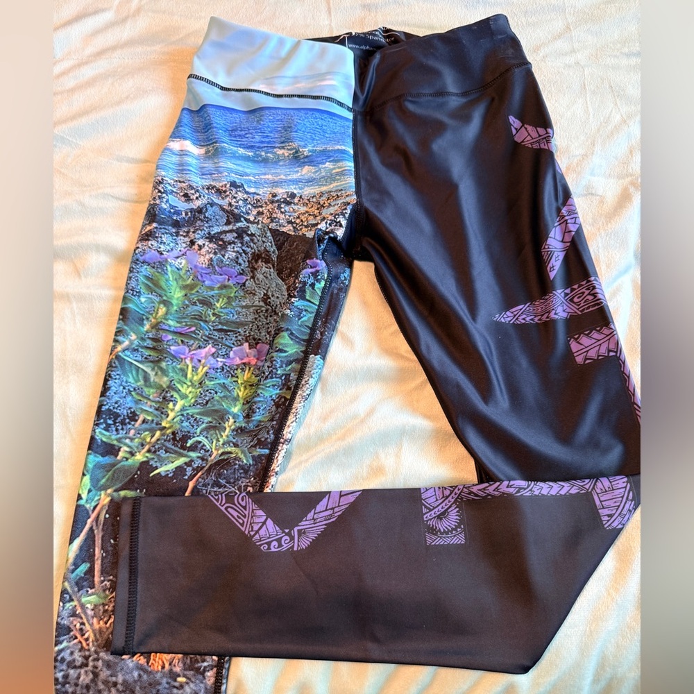 Alpha Maui Floral Coastal Print Leggings with Black & Purple Accents